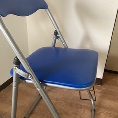 無料折りたたみ椅子