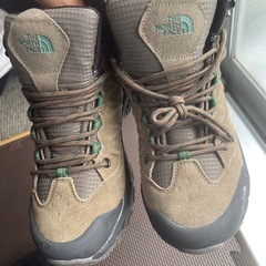 The north face 靴の画像