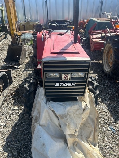 シバウラトラクター