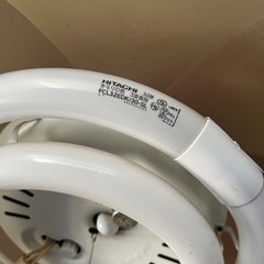 傘タイプ　シーリングライト　ナショナル製　照明器具6〜8畳ぐらいの画像