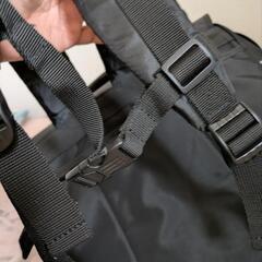 adidasスクールバックの画像