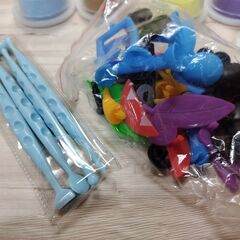 Heytoos ねんど 21色粘土 超軽量 自然乾燥 無毒安全 36pcsキャラクター道具 ヘラ6本 遊び方ブック付き 手作り DIYセット 粘土セットの画像