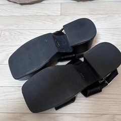 ダブルベルトスクエアサンダルの画像