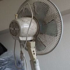 扇風機、5枚羽、動作確認済みの画像