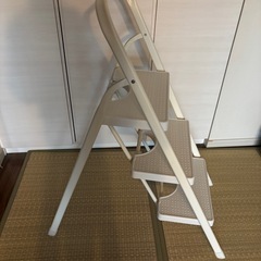 脚立の画像