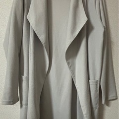 セシルマクビーのジャケットの画像