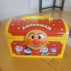 アンパンマンのケース&おもちゃ色々