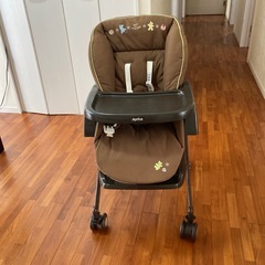 ベビーチェアの画像