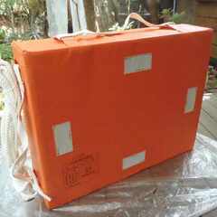 小型船舶用固定式救命浮器　YKF-4型