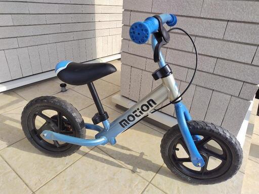 送料無料◆2025新品  キックバイク・ストライダー 内郷の幼児用自転車の中古 (ミナ) 自転車本体