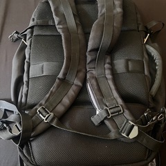 Inateck ビジネスリュックバッグ ブラックの画像