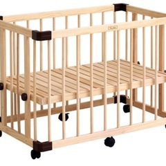 ベビーベッド（färska®JOINT BED™）定価22,000円　
