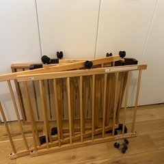 ベビーベッド（färska®JOINT BED™）定価22,000円　の画像