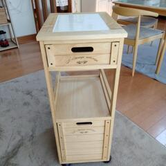 【美品】キャスター付き木製ラックの画像