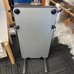 TOSHIBA ズボンプレッサー　HIP-T35