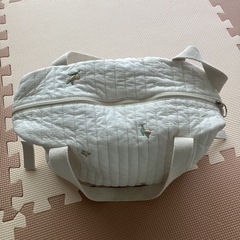 ヌビ バック
の画像