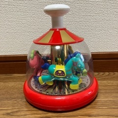 メリーゴーランドのおもちゃ