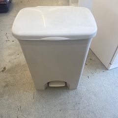 A2504-531 ペダルペール ゴミ箱 キズ汚れ有り