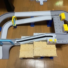 タカラトミー　トミカ　カンカン踏切　アクション高速道路　2個セット