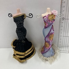 お取引中⚫️人型置物　スパンコールドレス　5点セットの画像