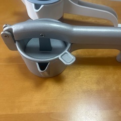 果実絞り器の画像