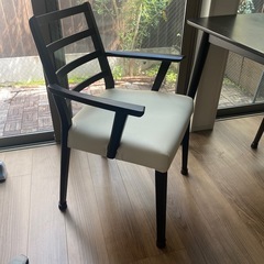 大塚家具　シネマ2 テーブル　チェア4脚セットの画像