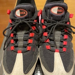 NIKE スニーカー