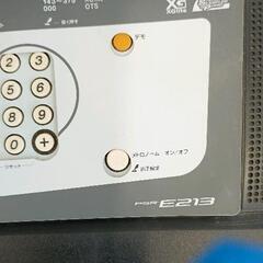 0421-045 電子キーボードの画像