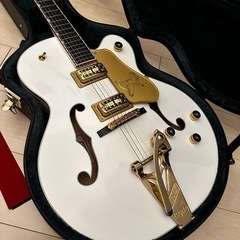 GRETSCH ホワイトファルコン G6136TG Player...
