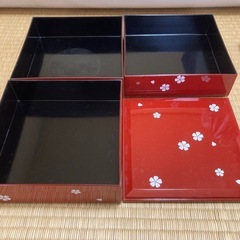 重箱  おにぎり器2個の画像