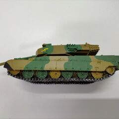 【戦車模型等 まとめ売り】戦車　模型 完成品3台　重量感有 　250421-6Yの画像