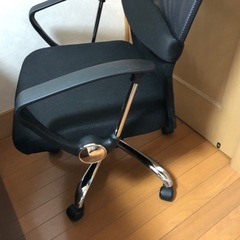 オフィスチェアの画像