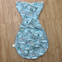 キリン柄　スワドル　ブルーの画像