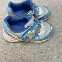 子供スニーカー　16cm 女の子の画像