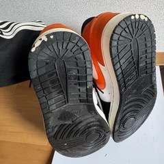 26.5センチ　AIR jordan1 mid オレンジの画像