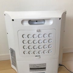 マイナスイオン加湿セラミックファンヒーター（イワタニ）の画像