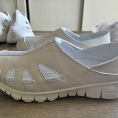 【新品】ナースシューズ 3足セットの画像