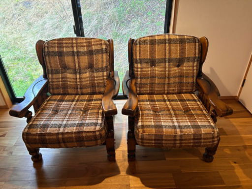 更に値下げ　おしゃれソファー　カリモク　1P2脚