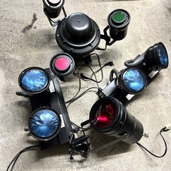 スタジオ照明機材、ショーパブ、カラオケ、バー、パブ、スナックなどに