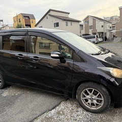ホンダ　フリード　黒の画像