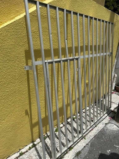 アルミサッシ面格子