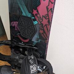 【取引中】スノーボード板＆バッグの画像