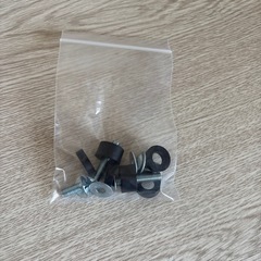 テレビ壁掛け金具【黒
】の画像