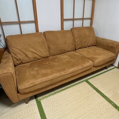 3人掛けソファ キャメルカラー 南城市