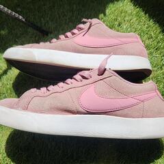 NIKEスニーカー　SB BLAZER VAPOR 878365-600 

の画像