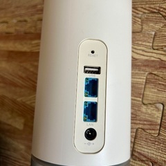 UQ Speed Wi-Fi HOME L01 本体　無線LAN ルーターの画像