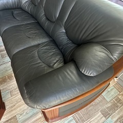 カリモク　ソファ　４点セット　130万で購入したセットです　　　の画像