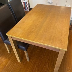 ウッドテーブル+椅子2脚（ダイニングセット）の画像