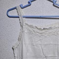 UNIQLO タンクトップの画像