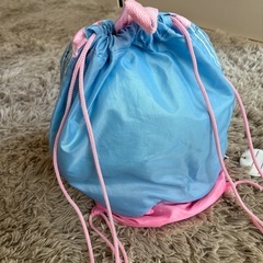 プールバッグの画像